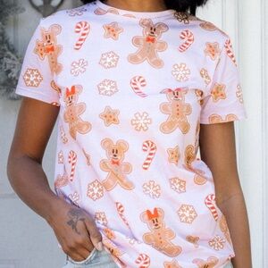 Cakeworthy Disney Mickey and Minnie Gingerbread AOP T-Shirt Size XL